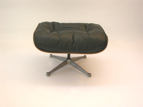 Ottoman (Lounge Chair)