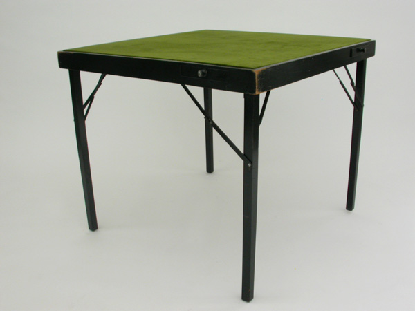 Play table