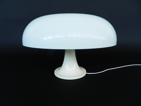Table lamp mod. Nesso