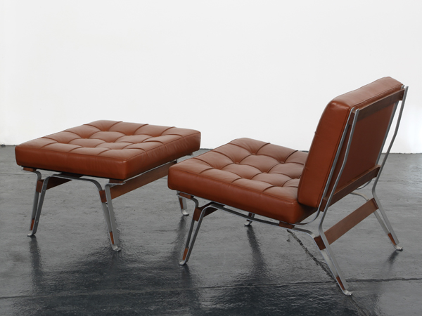 Lounge chair and ottoman mod. 856