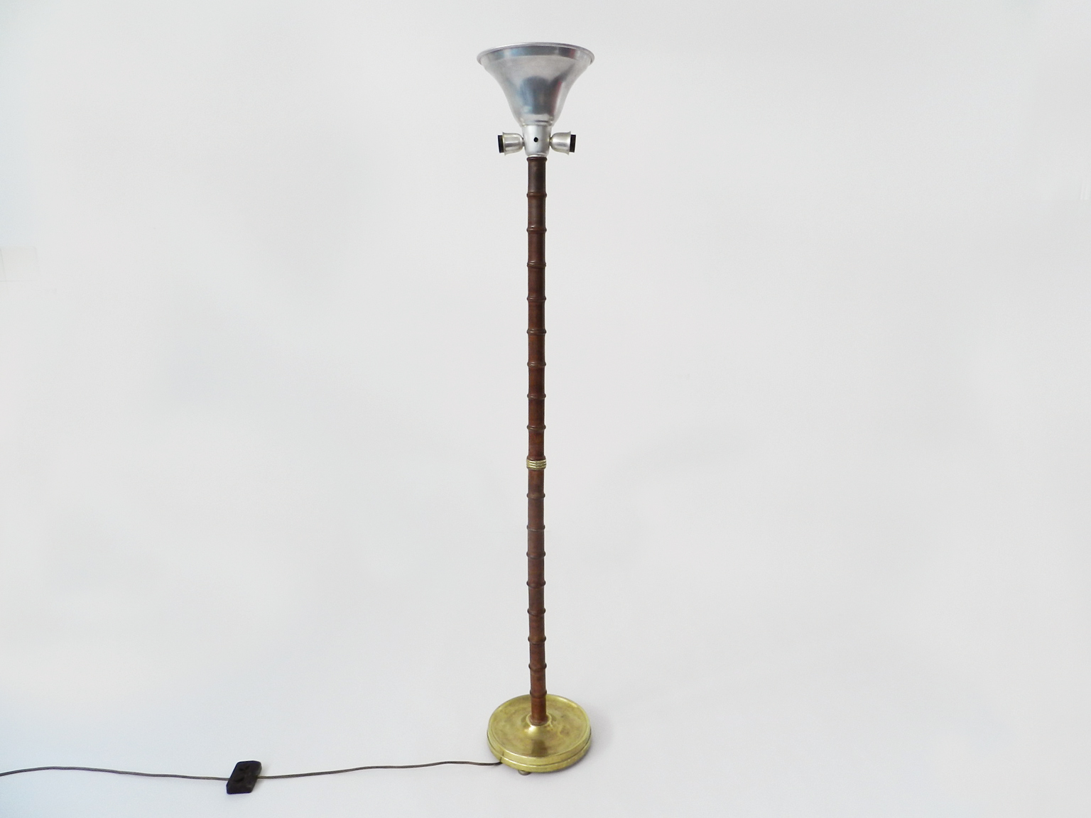 Decorative floor lamp