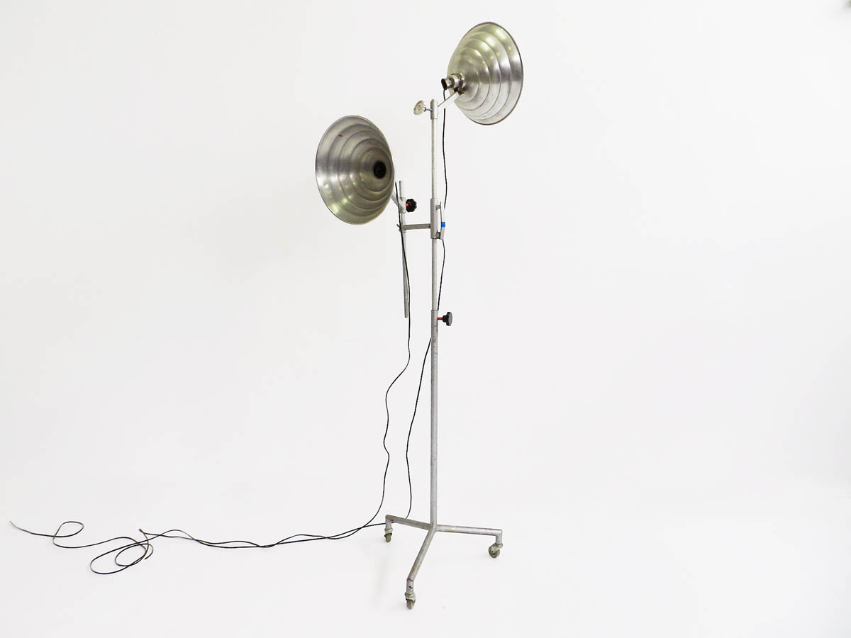 Adjustable industrial floor lamp