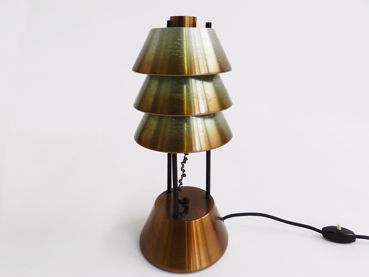 Slatted Table Lamp