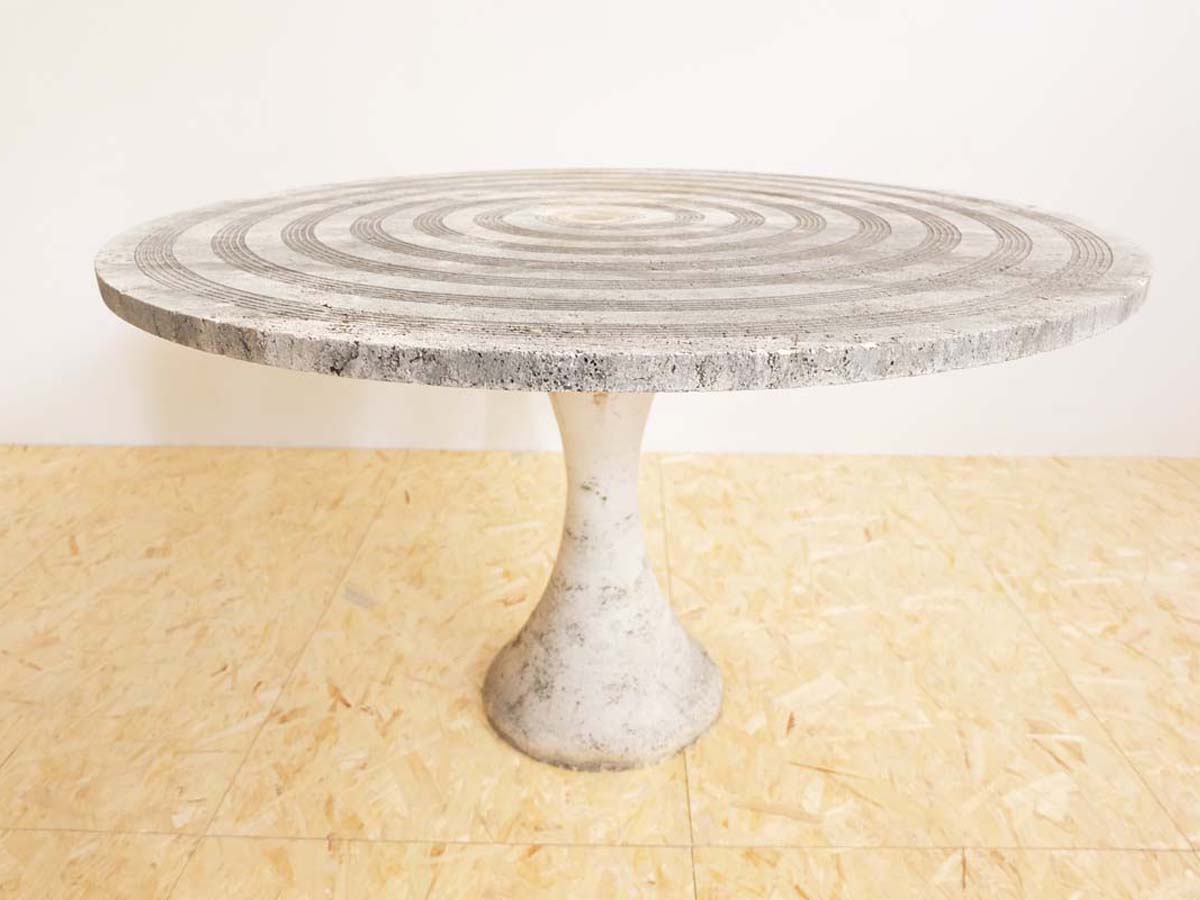 Travertine spiral table