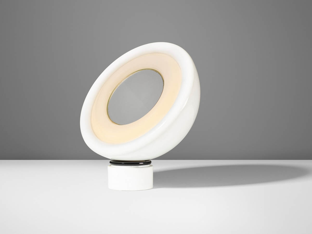 Rotating Table Lamp with Mirror