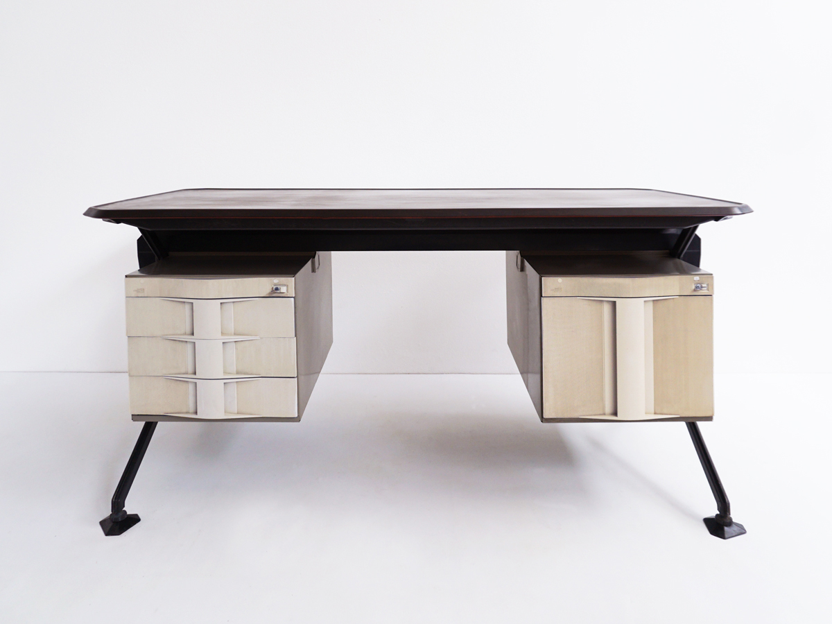 Iconic Olivetti Desks mod. Arco - 2 Available