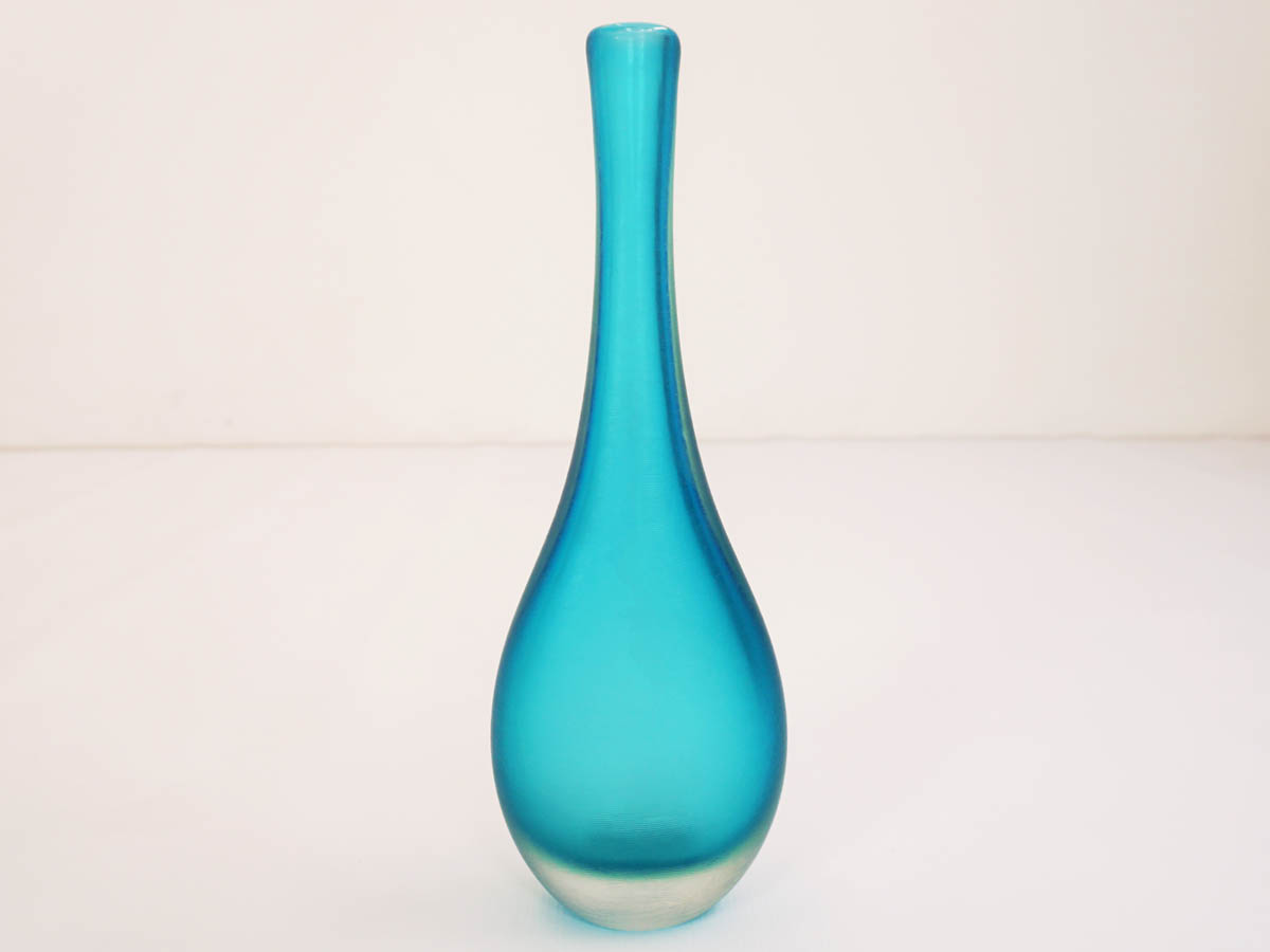 Turquoise "Inciso" vase