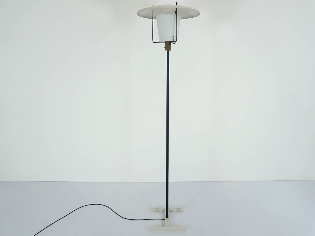 Floor lantern lamp