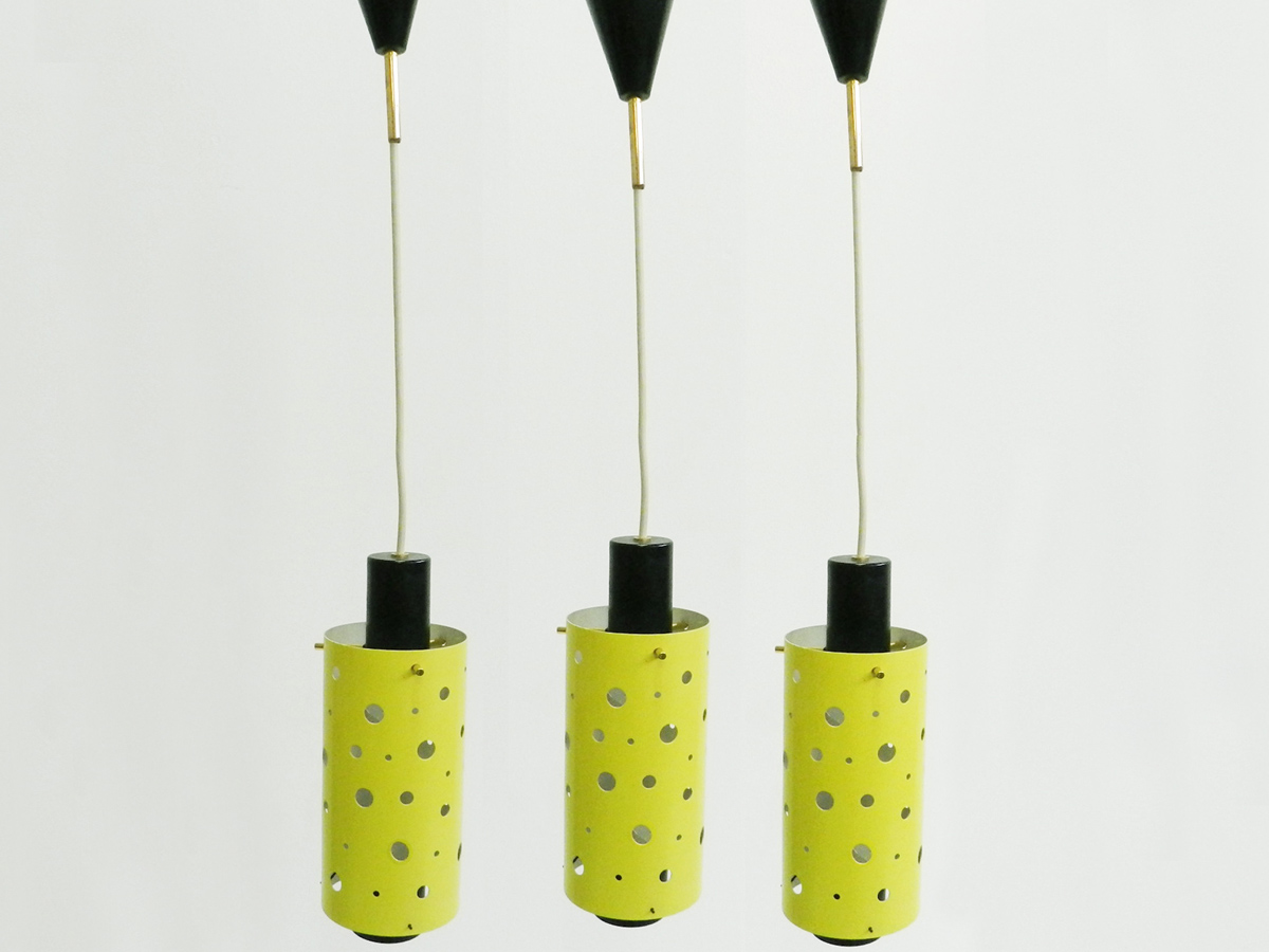 3 Perforated tubes hanging lamps