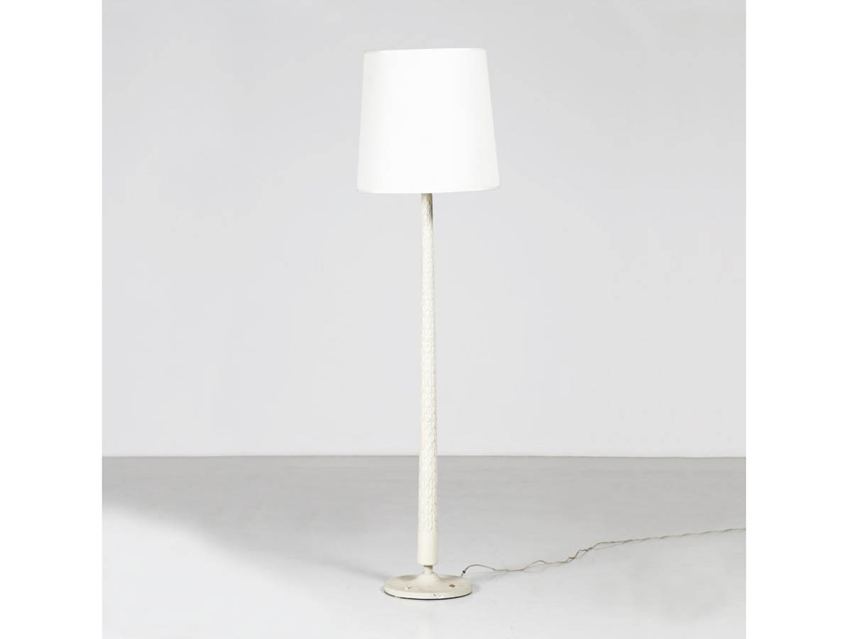 Decorative floor lamp