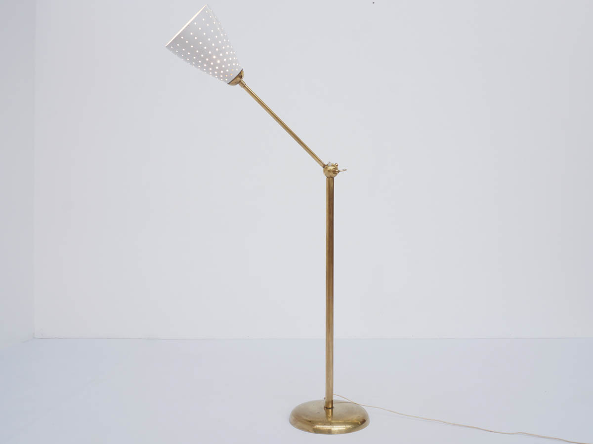 1950, Luminateur réglable en métal perforé