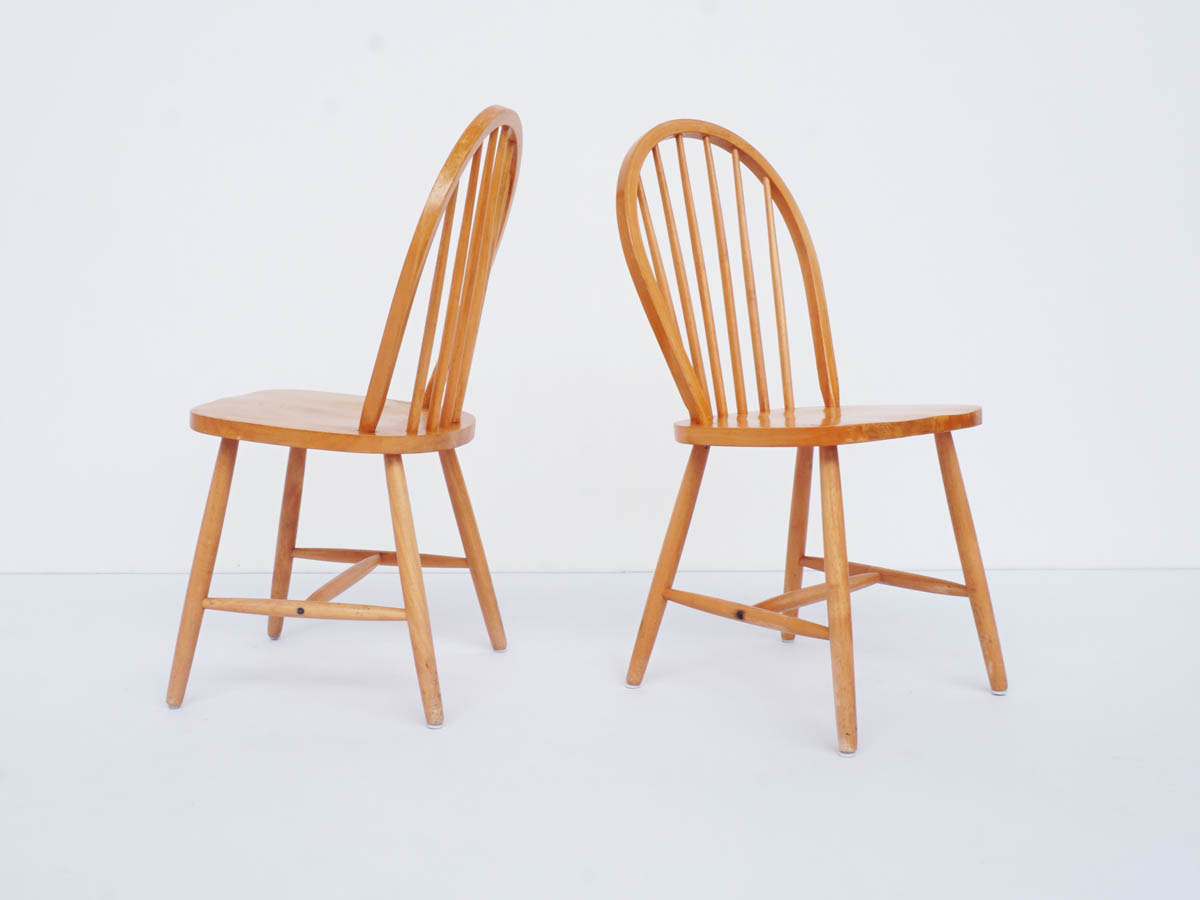 8 Chairs in Solid Pine Wood