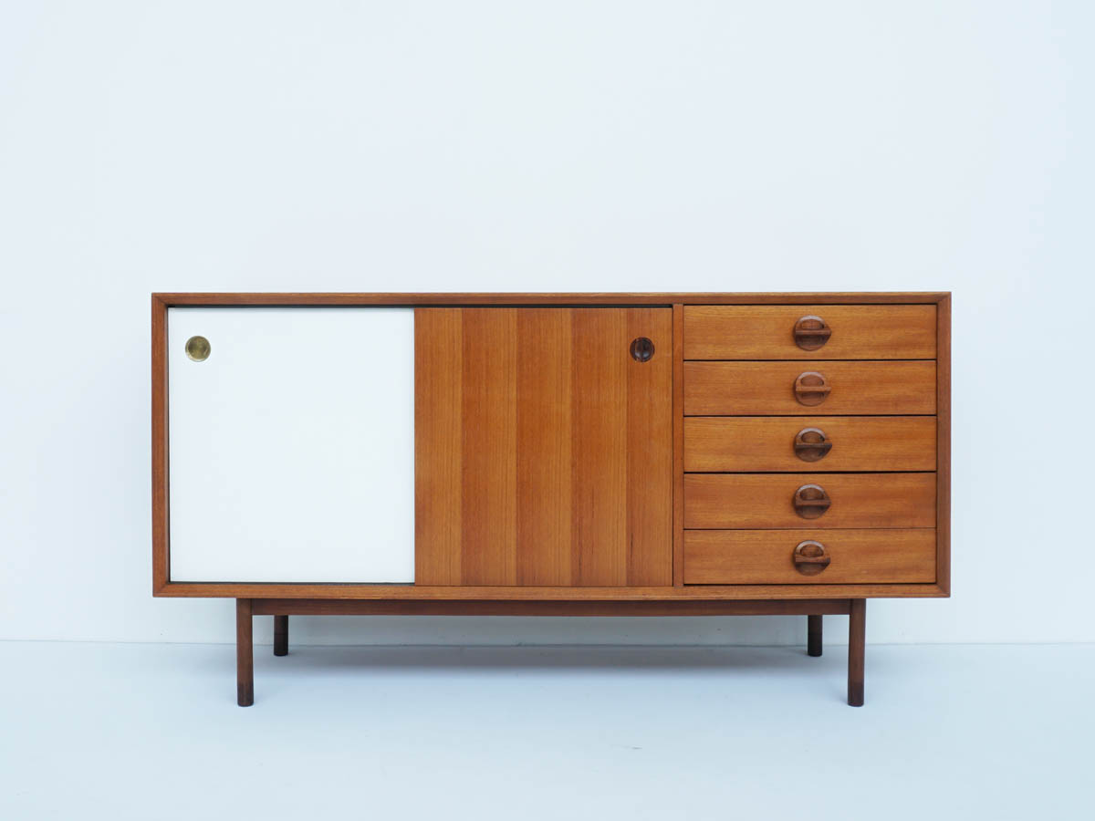 Sideboard mit Drehtüren (Teak/Weiß) Auch an der Rückseite fertiggestellt