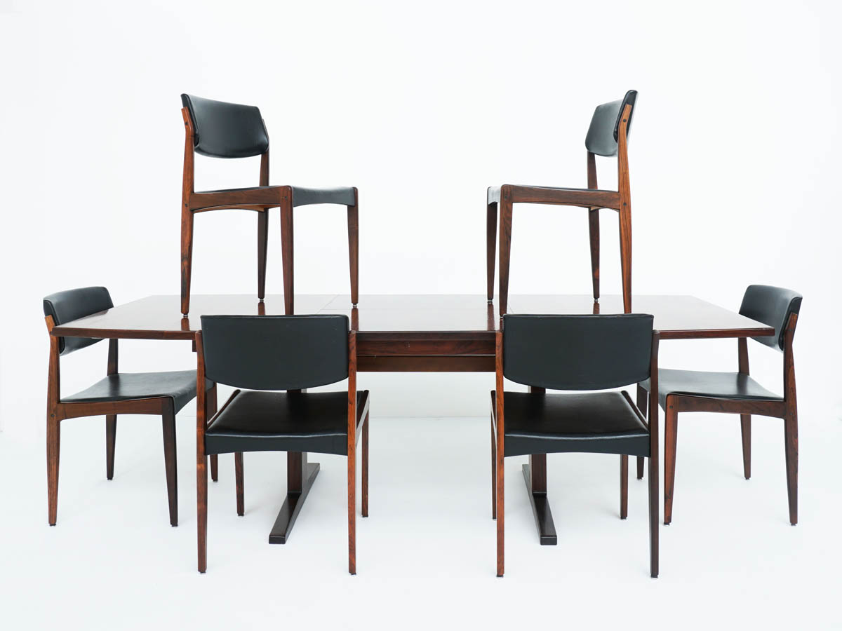 Danish Design Rosewood Extending Table with Leather Chairs