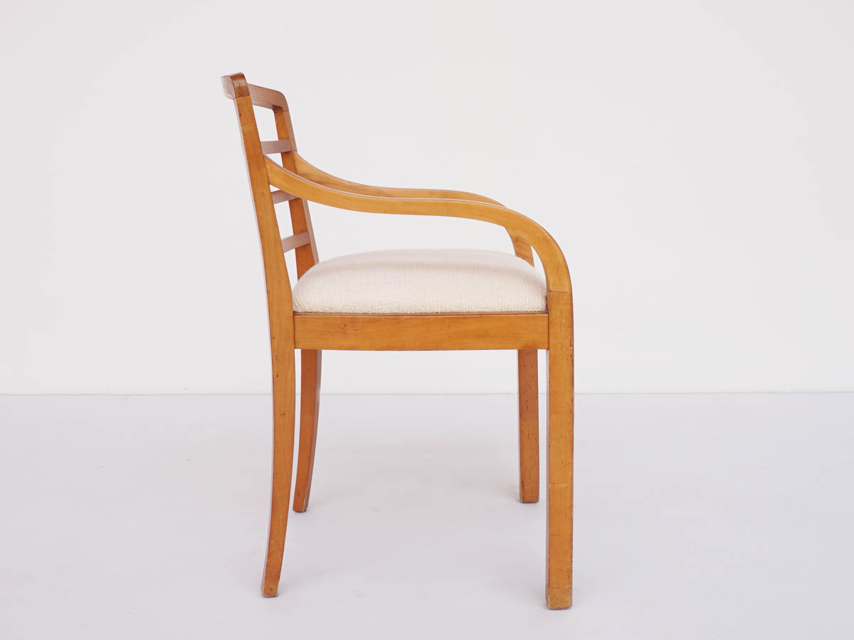 Chair with Armrests in the style of Hoffmann