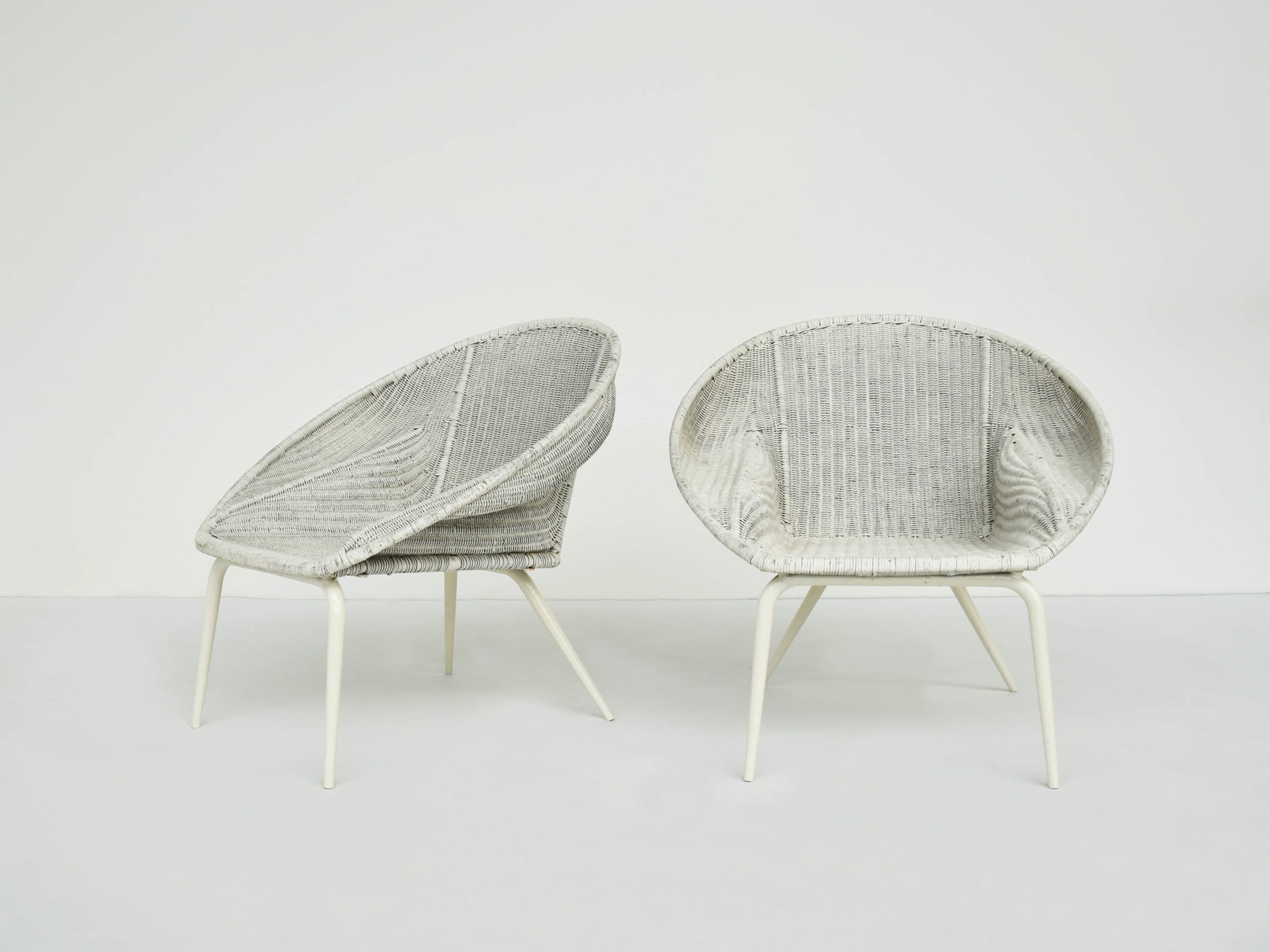 2 Woven Wicker Nest Armchairs