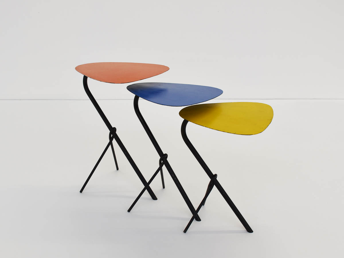 Nesting tables mod. knot tribute to Calder