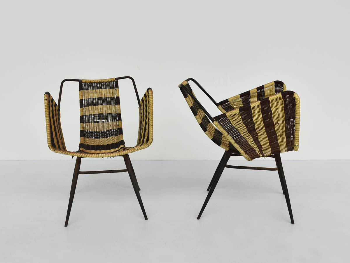 Outdoor Armchairs Made of Woven Plastic