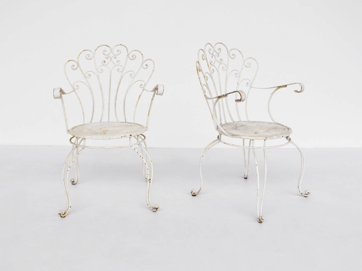 Romantic Garden Chairs with Armrests in White Metal, set of 4