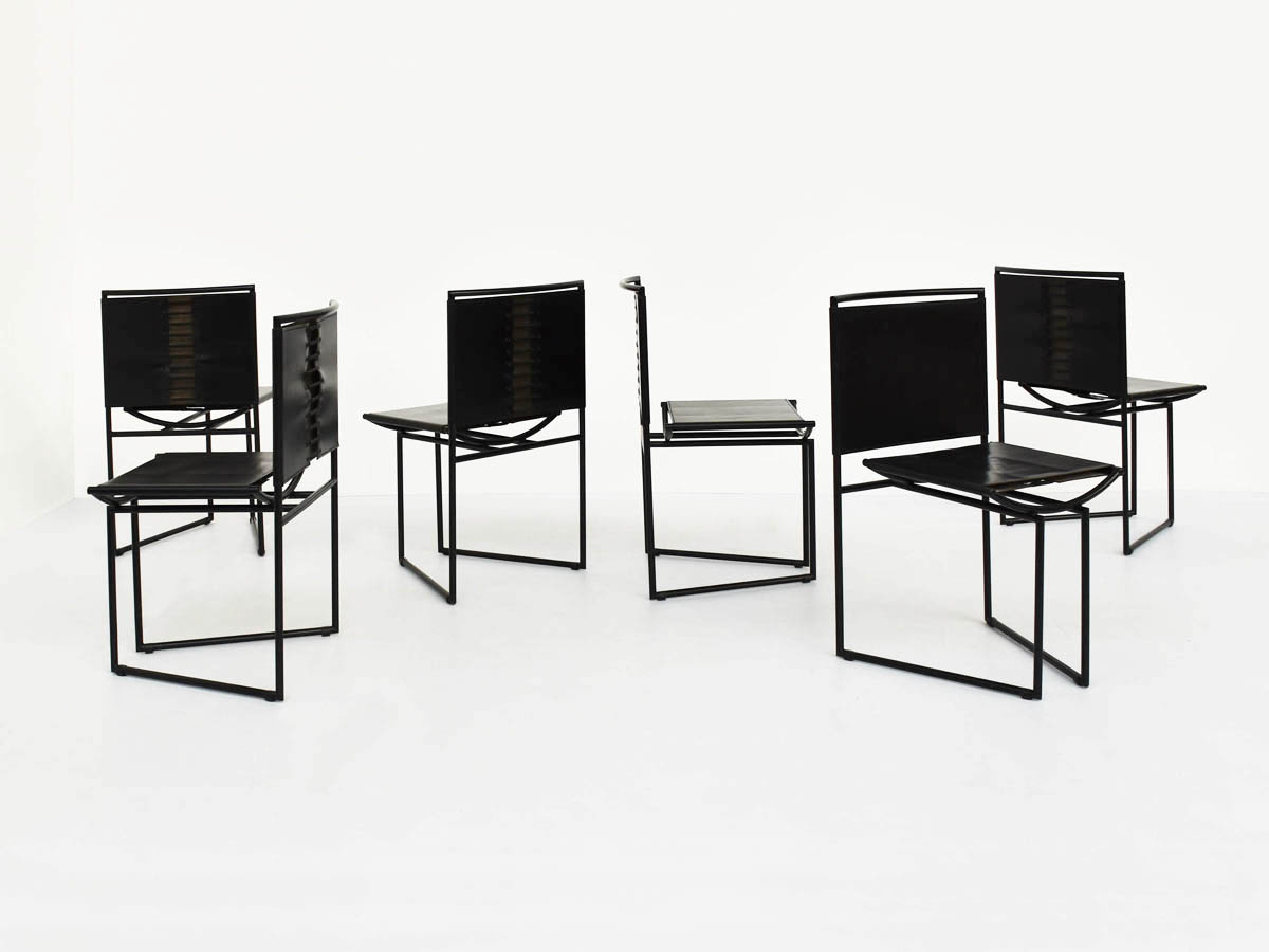 6 stapelbare Stühle mod. 91 in Schwarz Leder