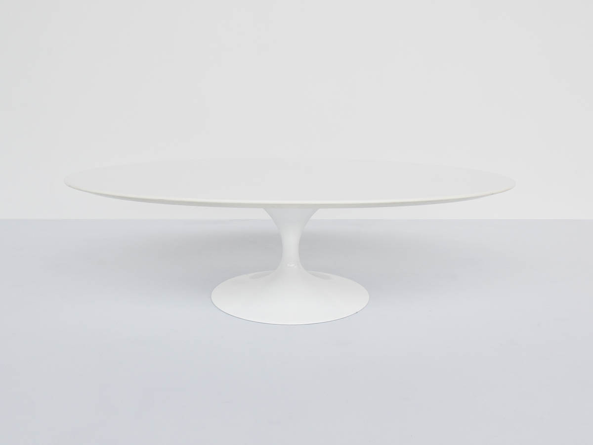 Low Oval Coffee Table mod. Tulip