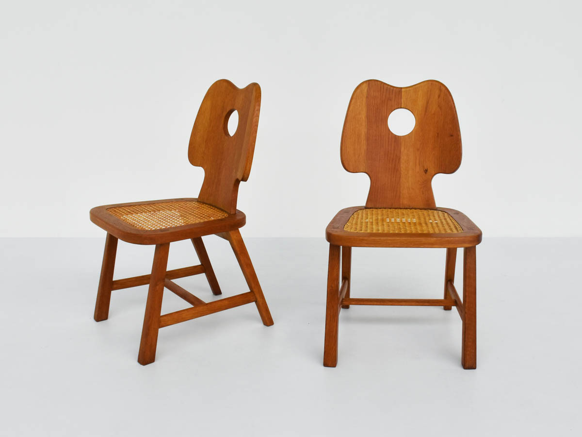 Französische Stühle aus massivem geschnitztem Holz und Wiener Stroh