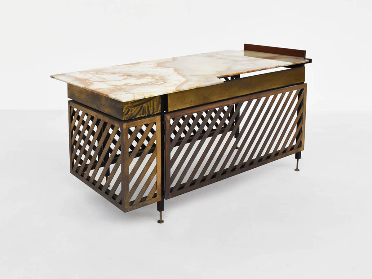 Table basse décorative en onyx et laiton