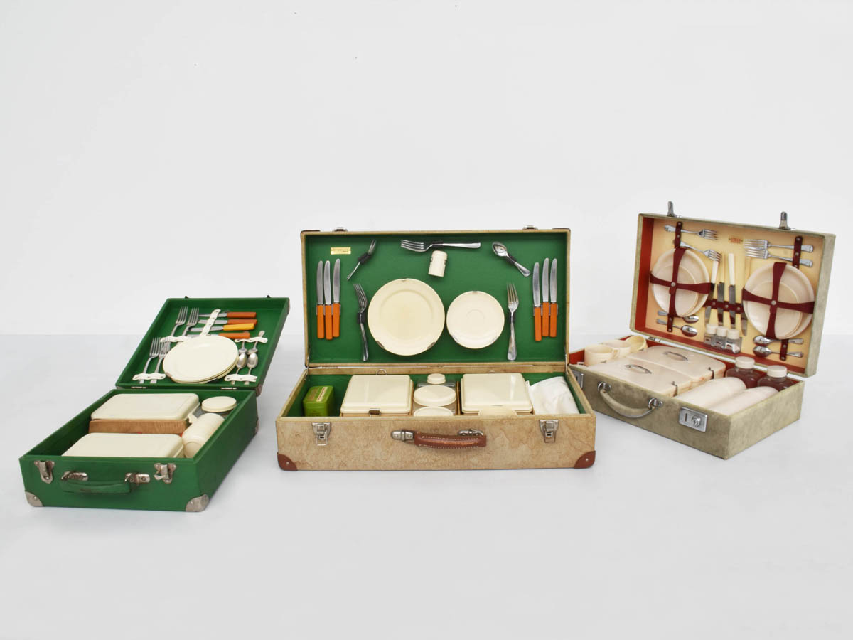 Picnic travel set, 3 suitcases available