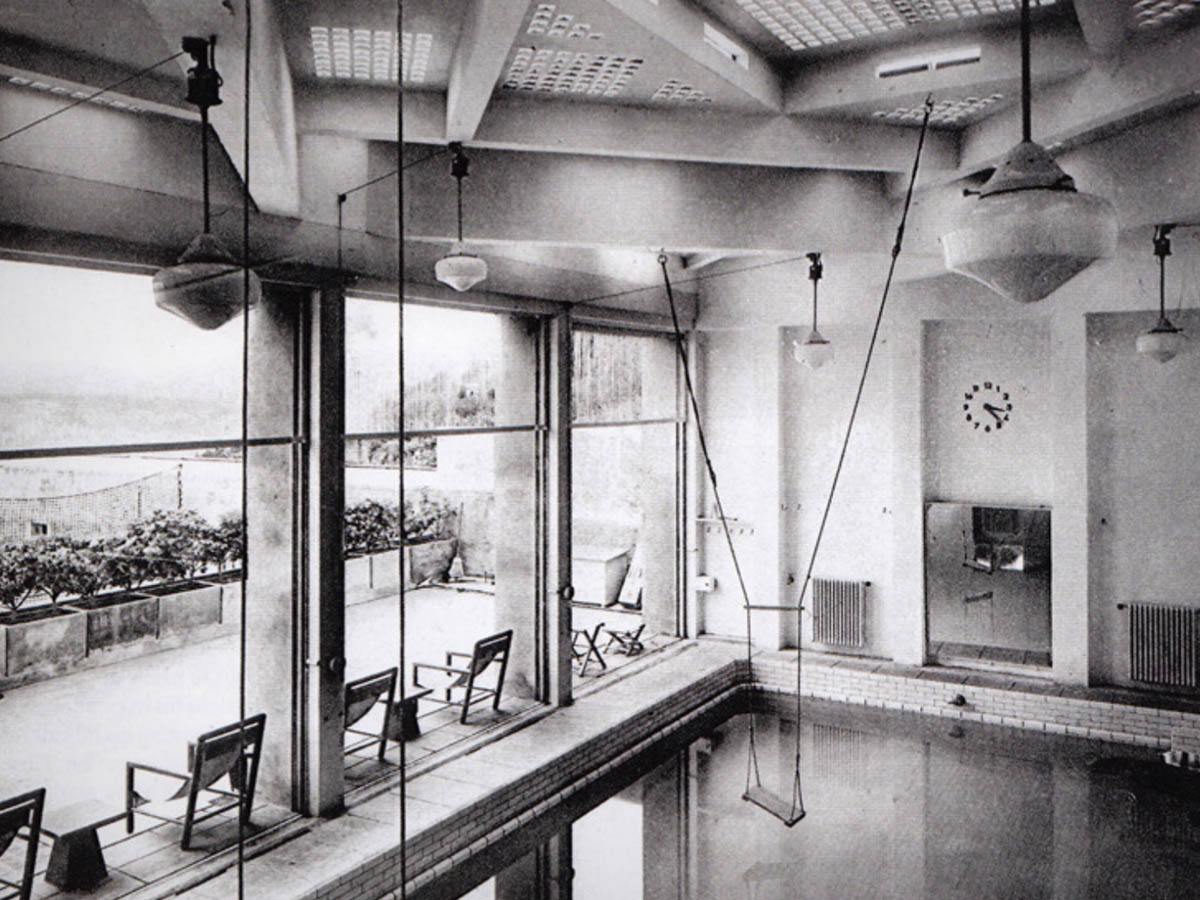 Suspension Bauhaus française, Villa Noailles