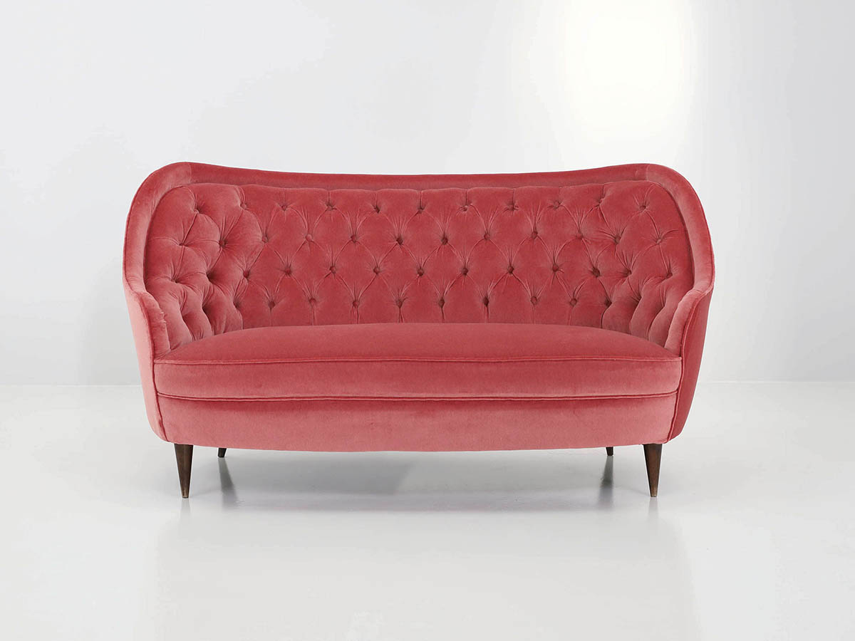 Item nr: 25133 - Love Seats Sofa with tufted back in dust rose velvet Love Seats Sofa with tufted back in dust rose velvet