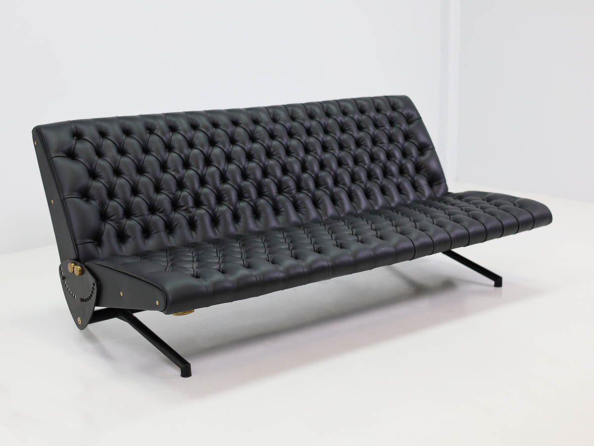 Adjustable sofa bed model D70 Mollino version in quilted leather