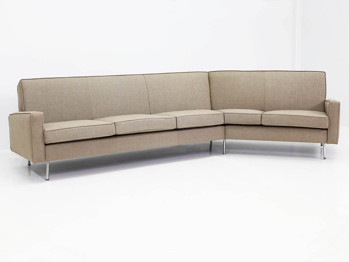 Item nr: 26037 - Large 5 seater Corner Sofa, Model 28 BC Large 5 seater Corner Sofa, Model 28 BC