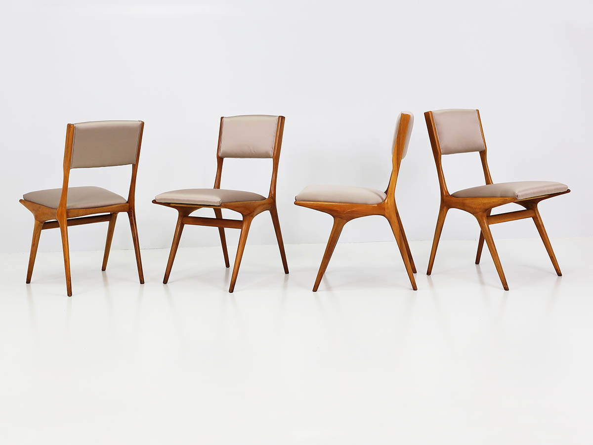 Rare dining chairs model 634, 4 available
