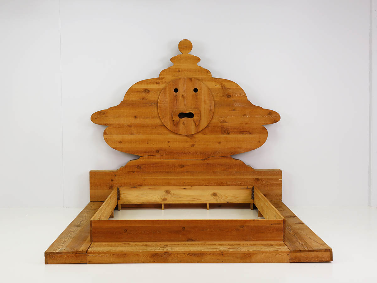 Scukptural Bed model "La Bocca Della Veritä"